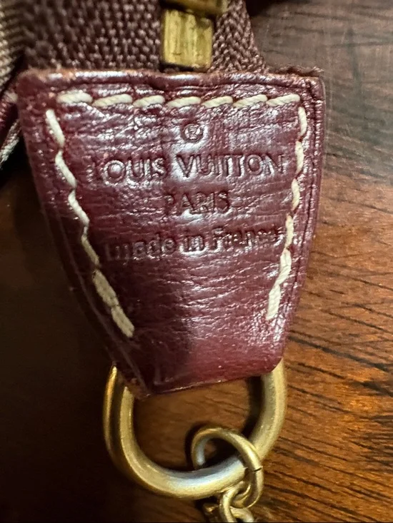 LOUIS VUITTON Monogram Idylle Mini Pochette - Picture 9 of 12